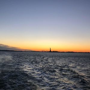 Meet your Posher, Dickyi